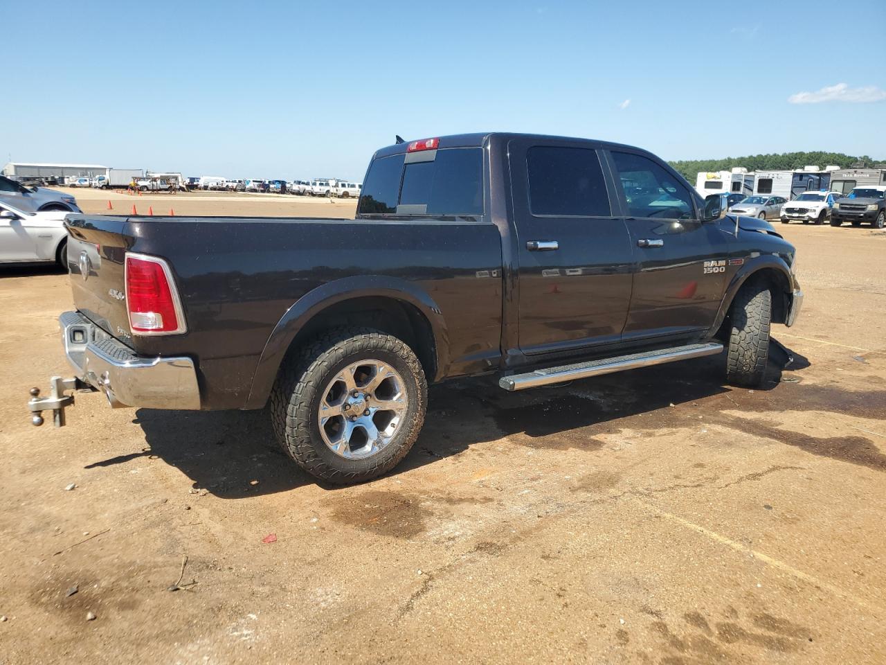 2017 RAM 1500 LARAM - Image 3