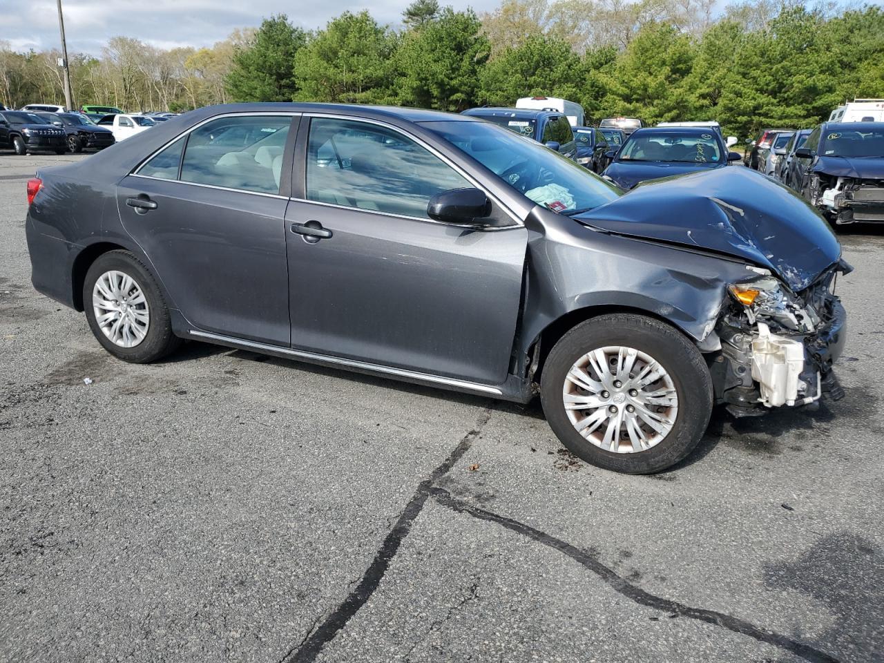 2013 TOYOTA CAMRY L - Image 4