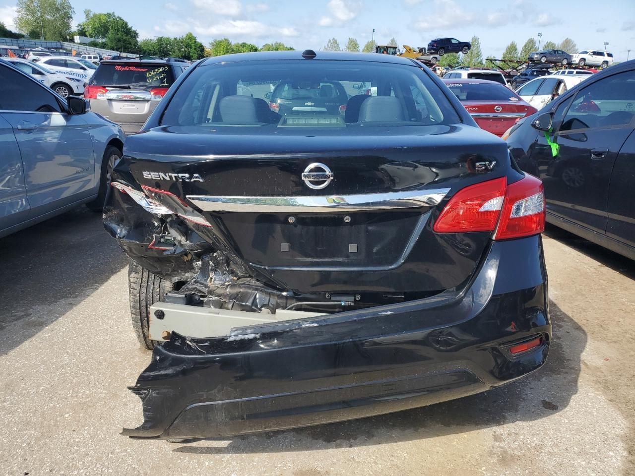 2017 NISSAN SENTRA S - Фото 6