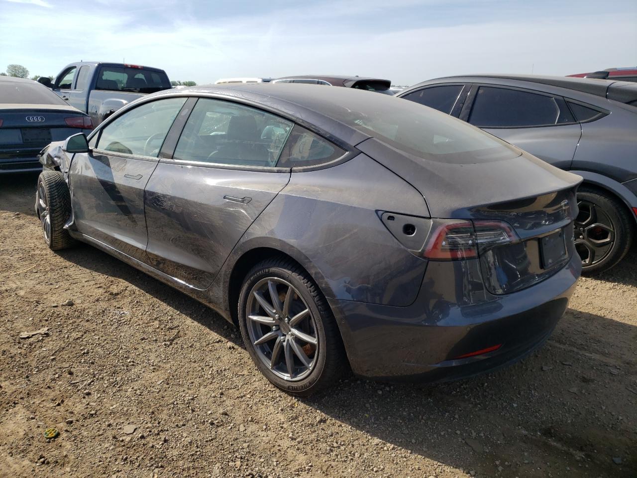 2022 TESLA MODEL 3 - Image 2