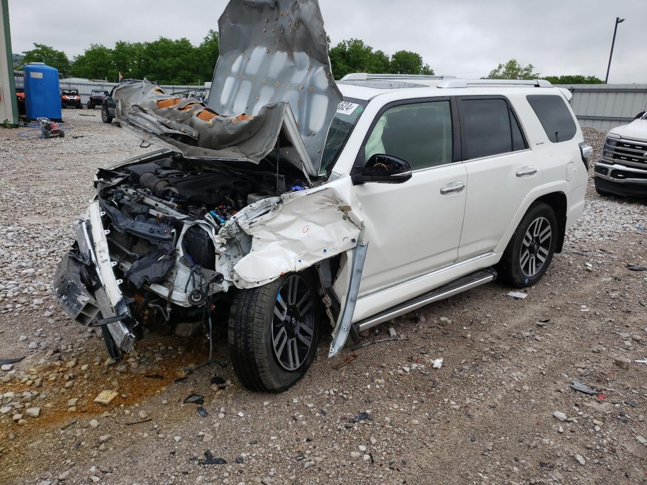 2015 TOYOTA 4RUNNER SR car image