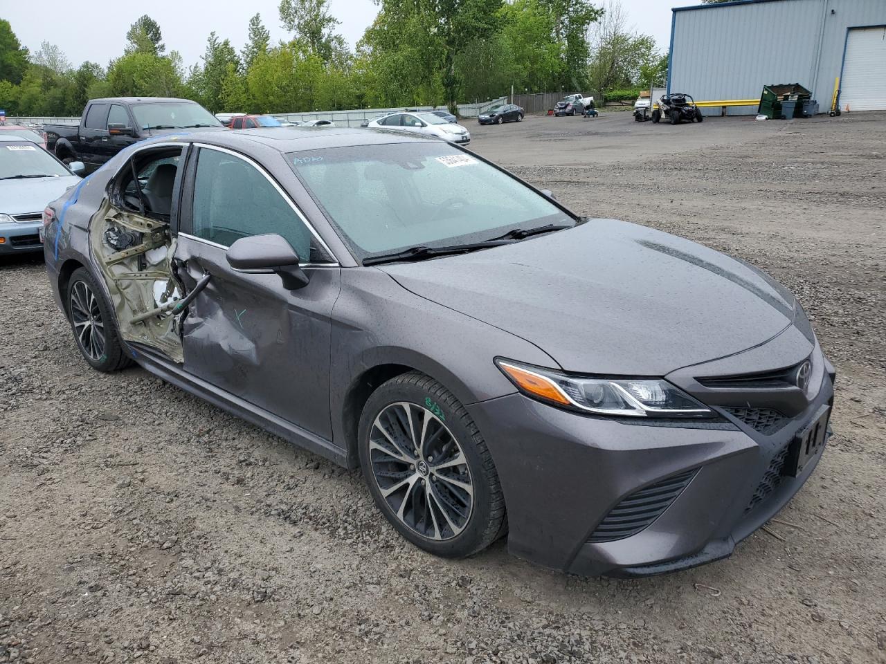 2018 TOYOTA CAMRY L - Фото 4