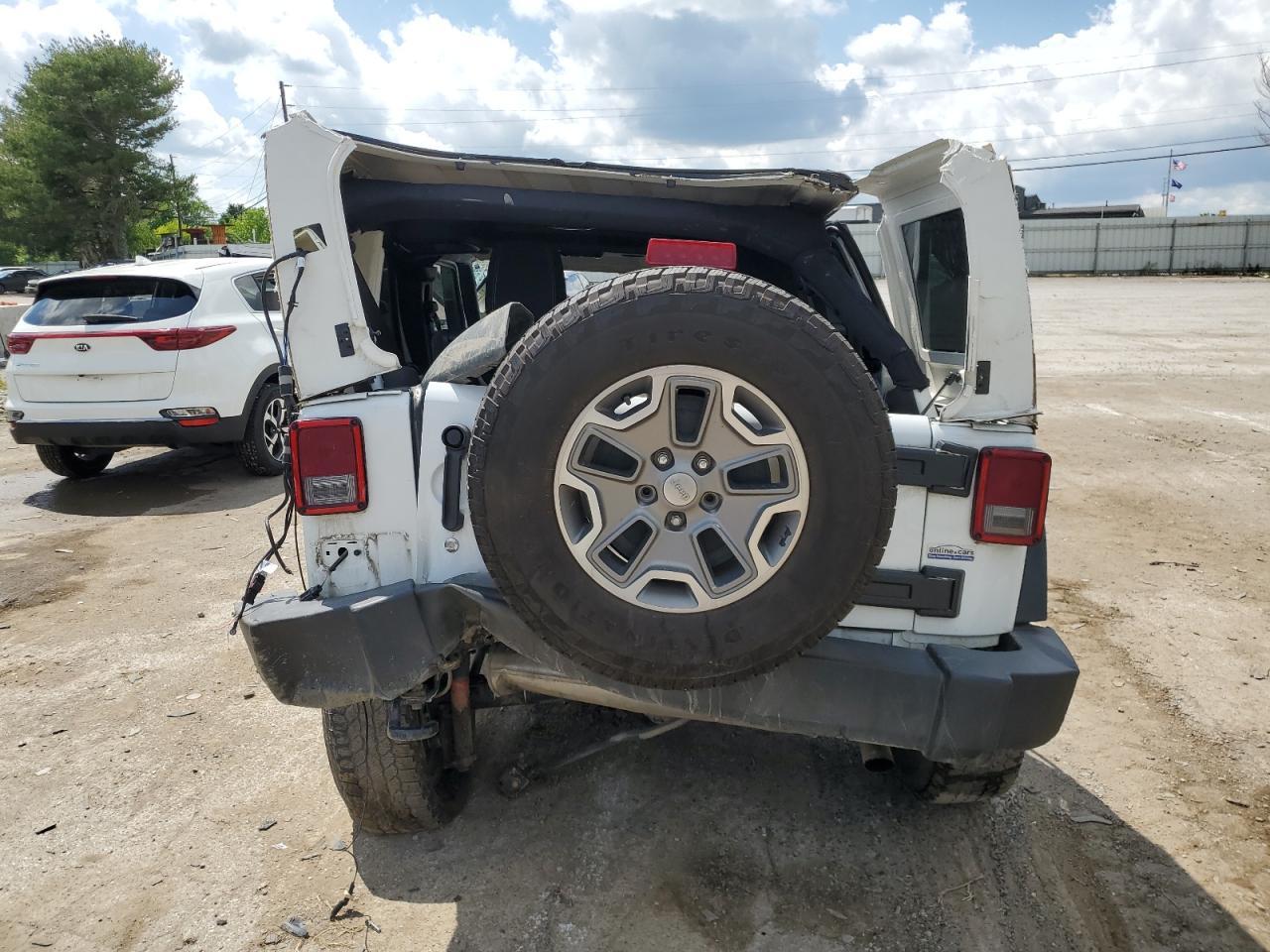 2015 JEEP WRANGLER U - Фото 6