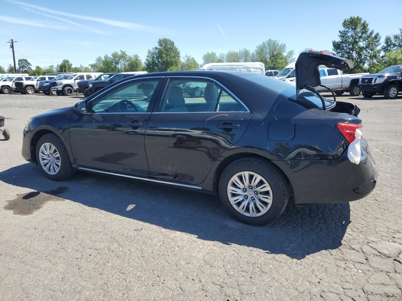 2014 TOYOTA CAMRY L - Фото 2