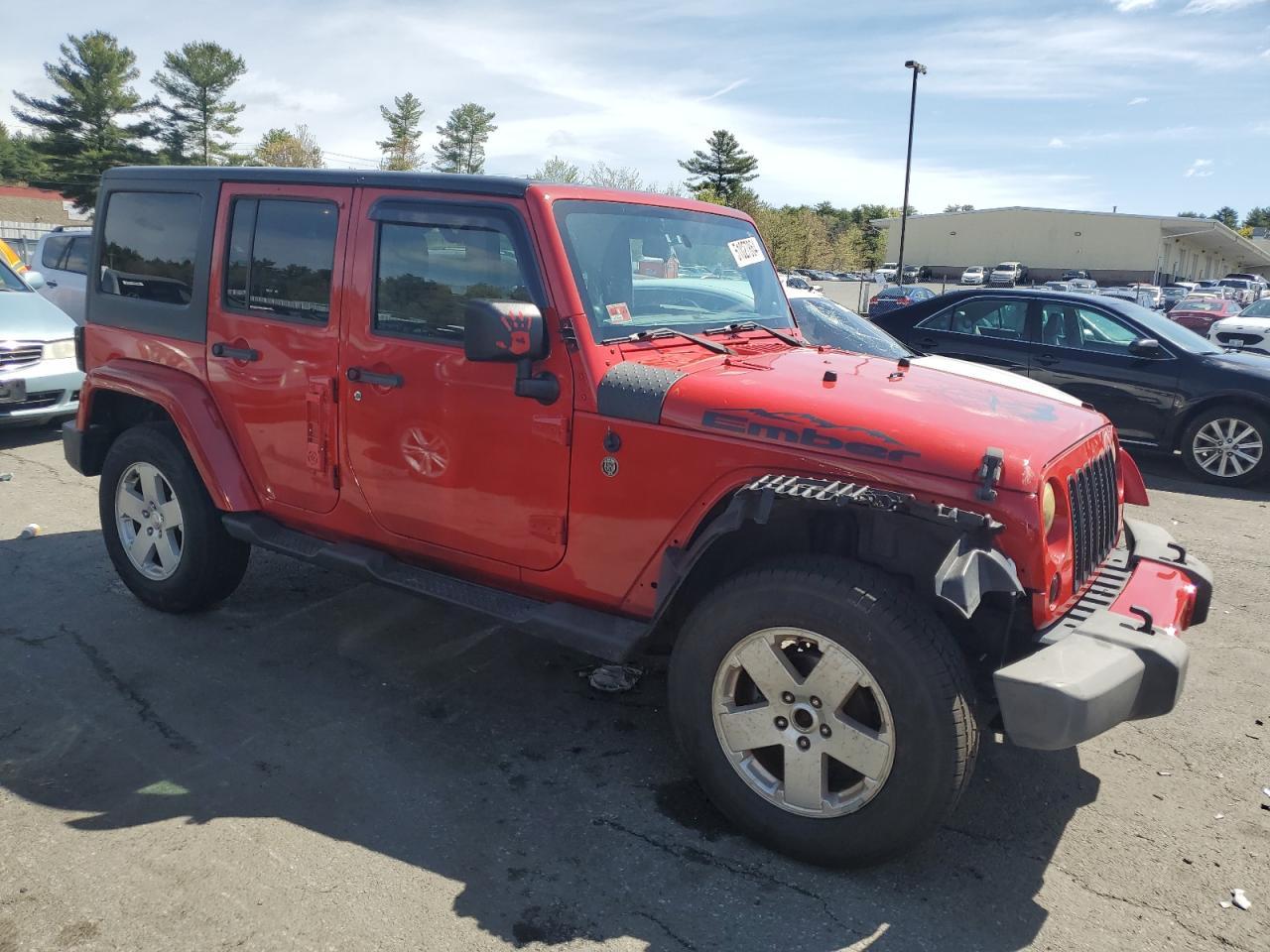 2012 JEEP WRANGLER U - Image 4