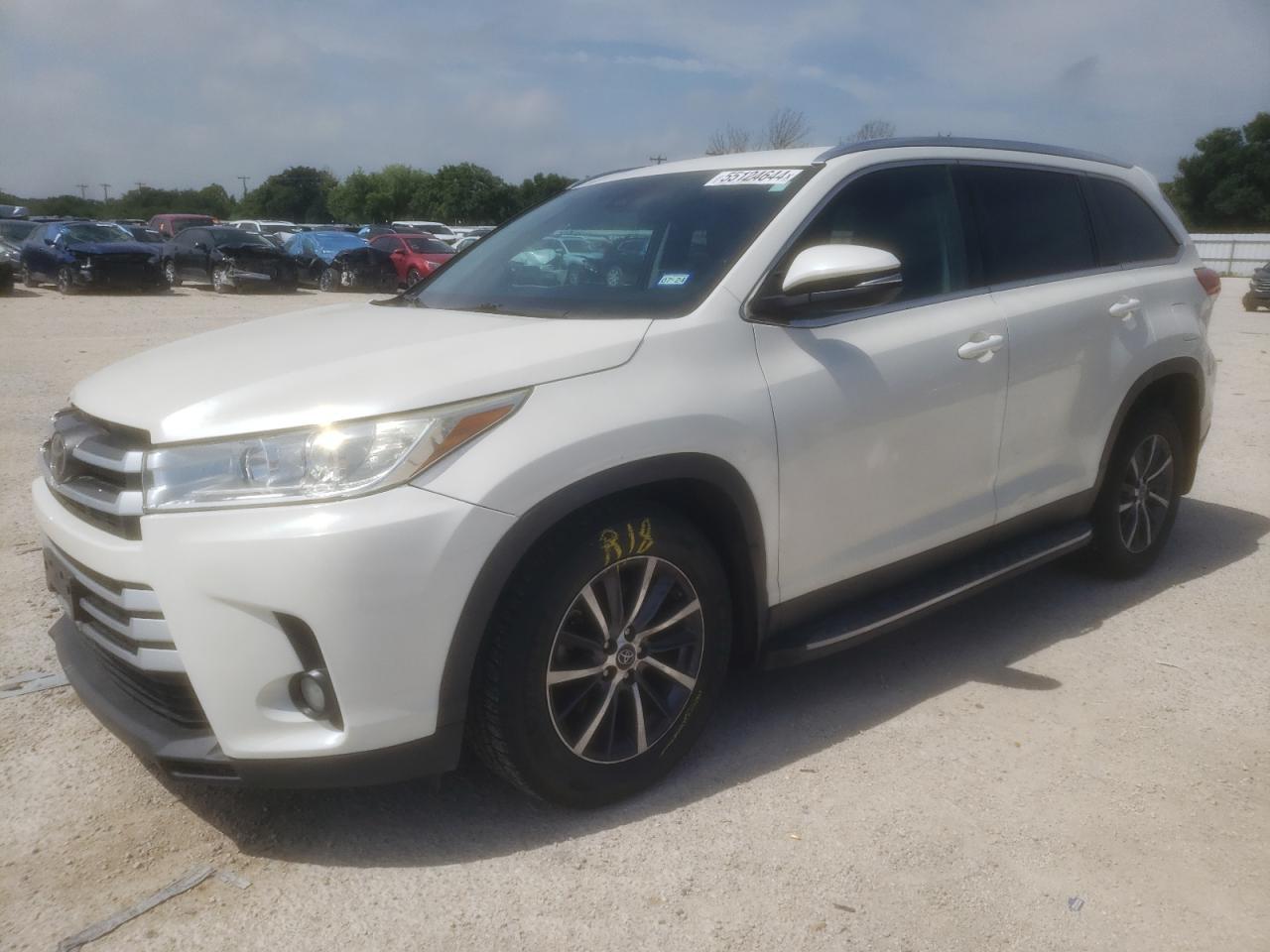 2019 TOYOTA HIGHLANDER car image