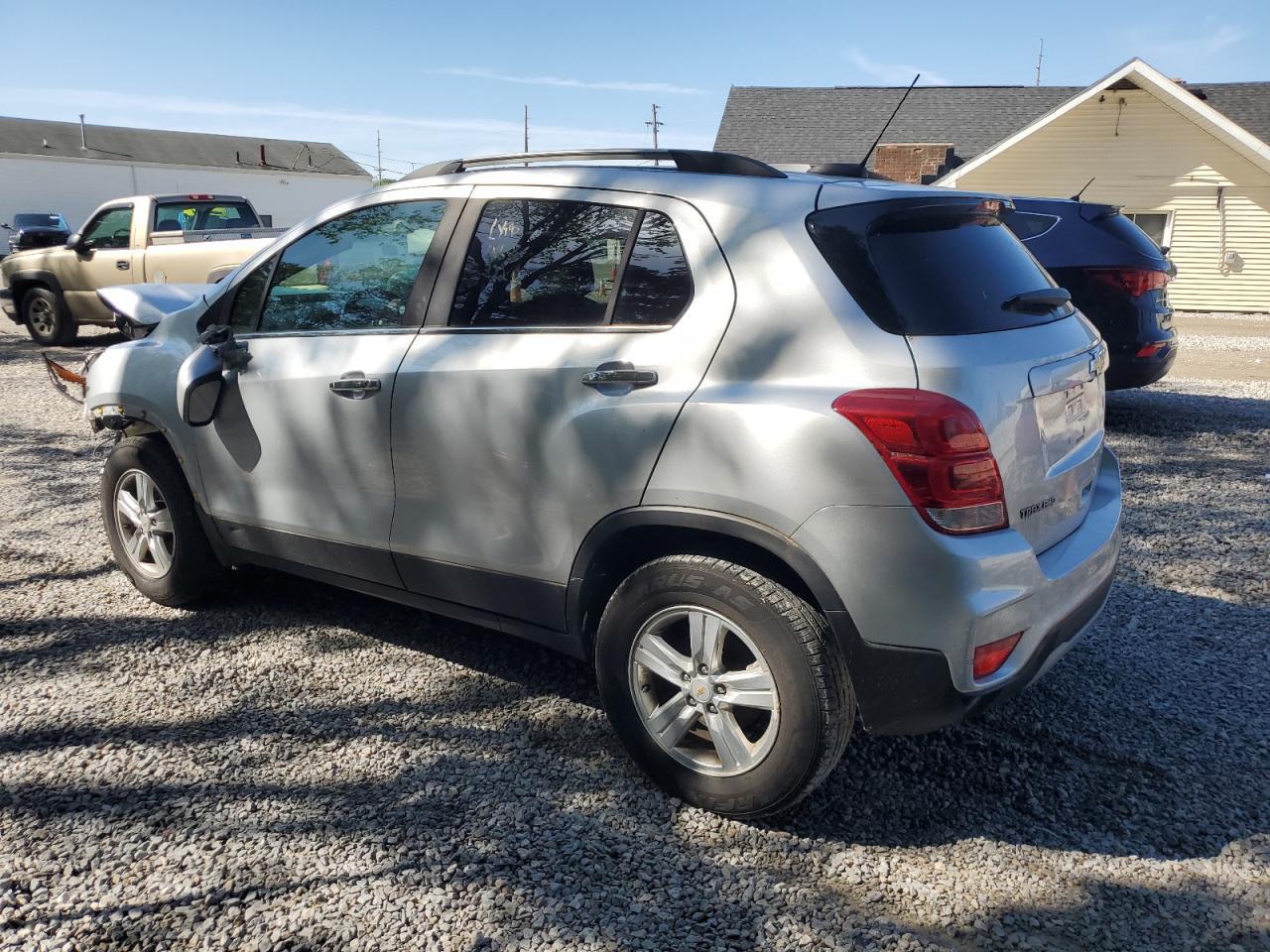 2019 CHEVROLET TRAX 1LT - Фото 2