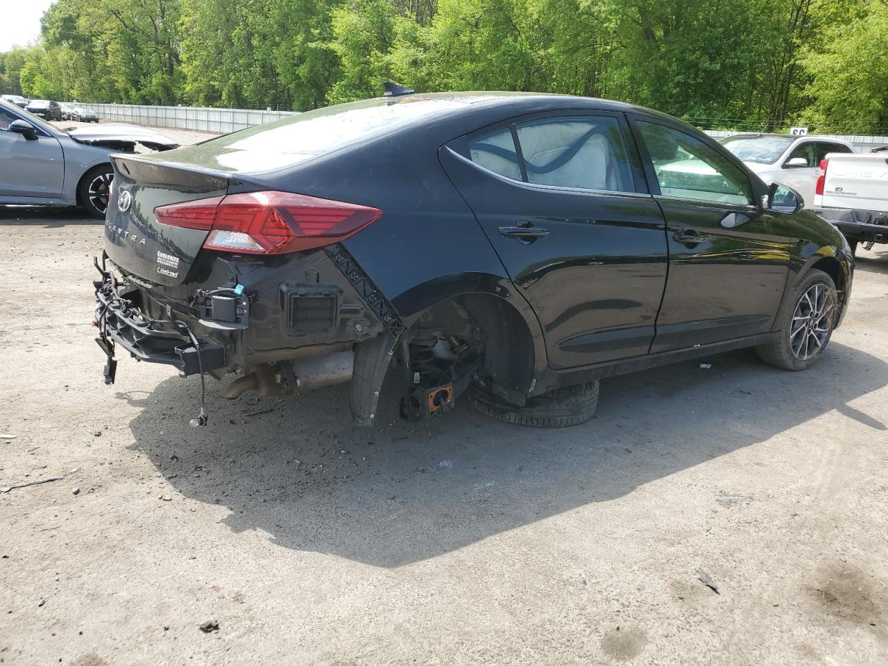 2019 HYUNDAI ELANTRA SE - Фото 3