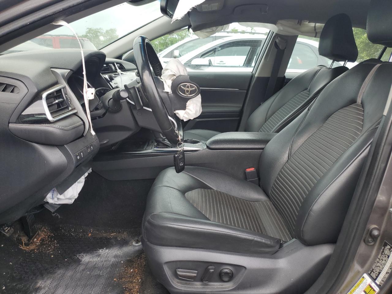 2018 TOYOTA CAMRY L - Фото 7
