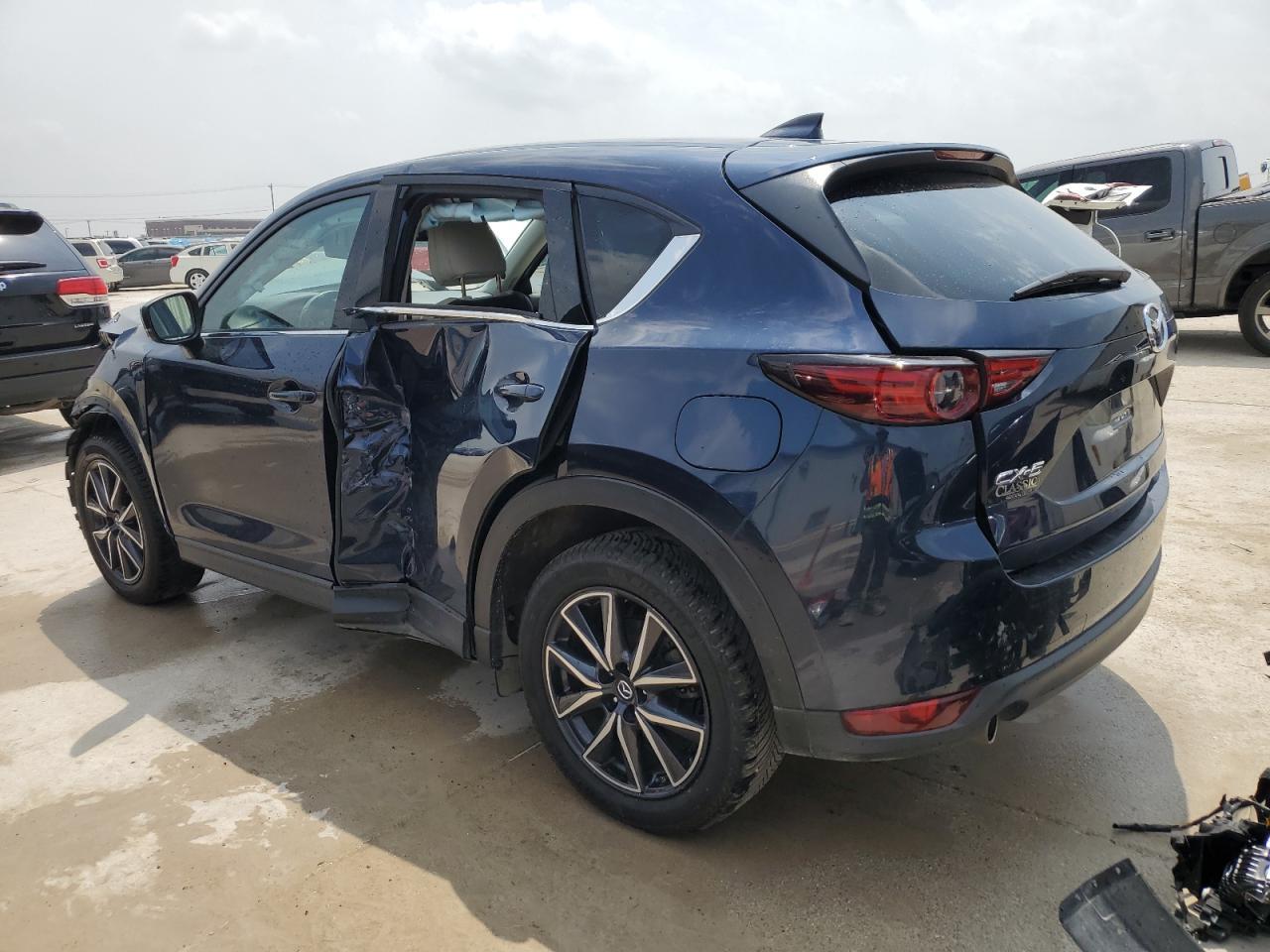 2018 MAZDA CX-5 GRAND - Image 2