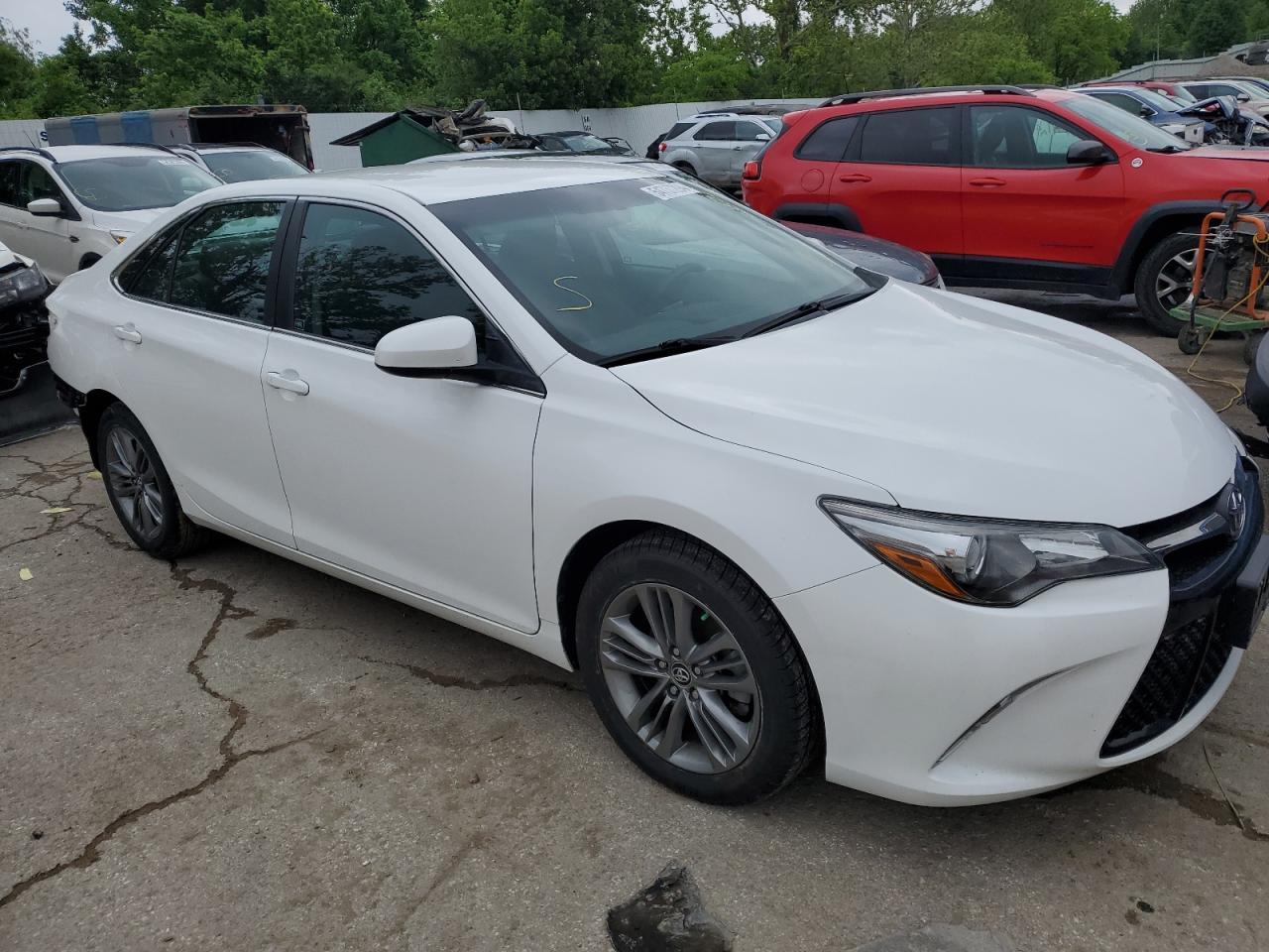 2017 TOYOTA CAMRY LE - Фото 4