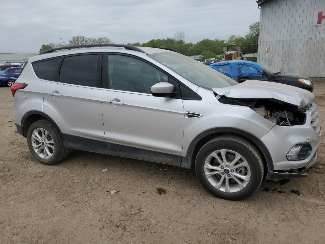 2019 FORD ESCAPE SEL - Image 4