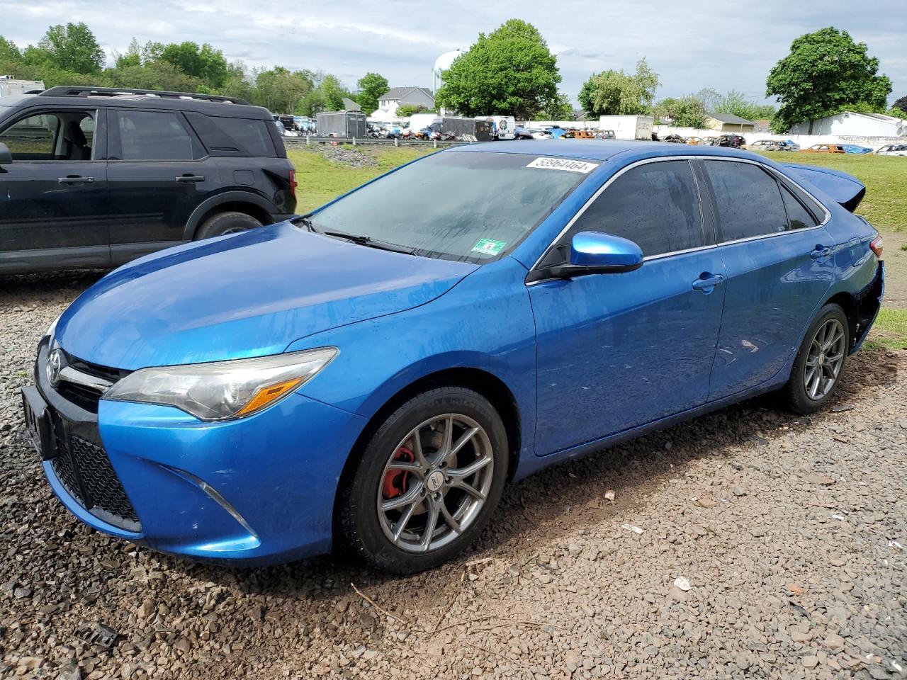 2017 TOYOTA CAMRY XSE car image