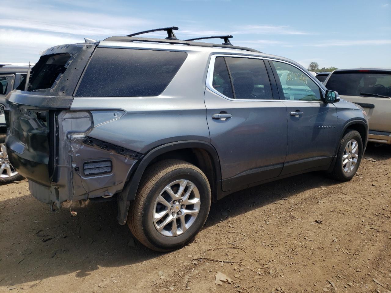 2021 CHEVROLET TRAVERSE L - Фото 3