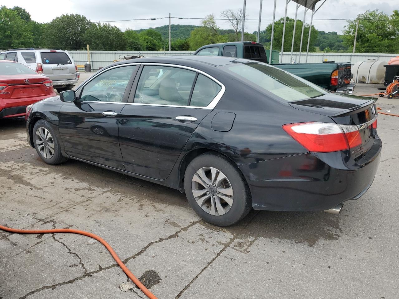 2014 HONDA ACCORD LX - Фото 2