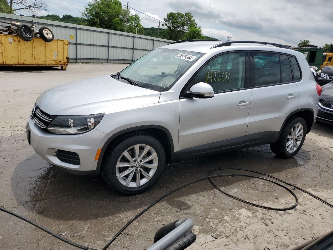 2015 VOLKSWAGEN TIGUAN S