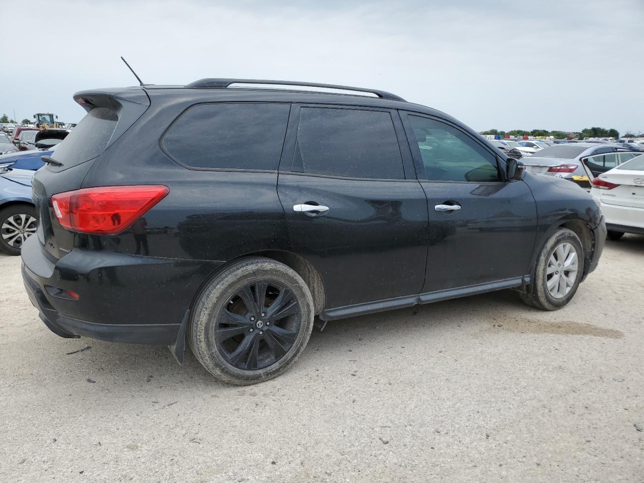 2018 NISSAN PATHFINDER - Image 3