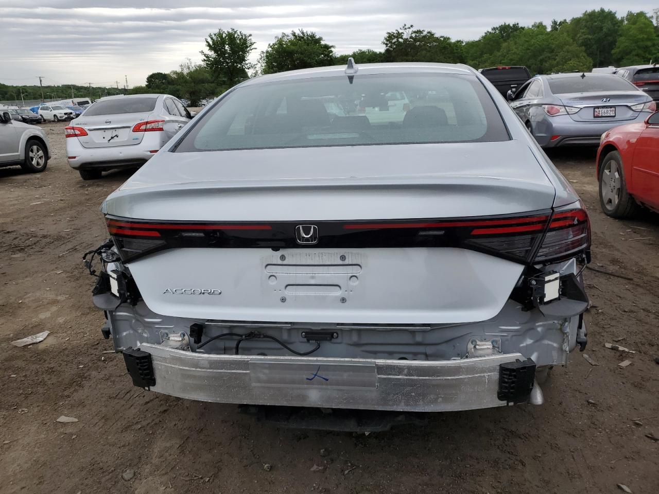 2024 HONDA ACCORD EX - Фото 6
