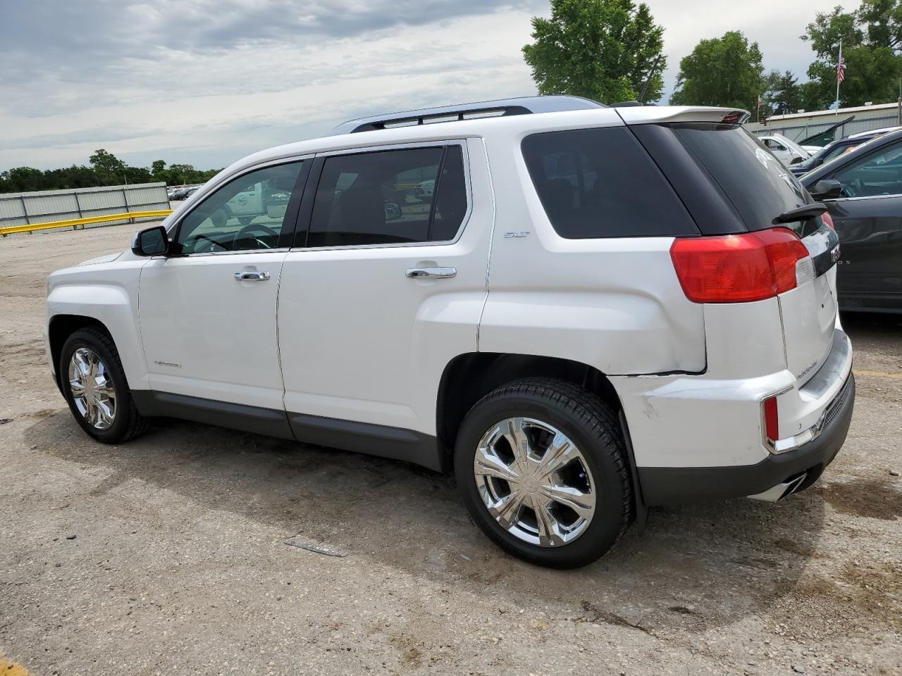 2016 GMC TERRAIN SL - Фото 2