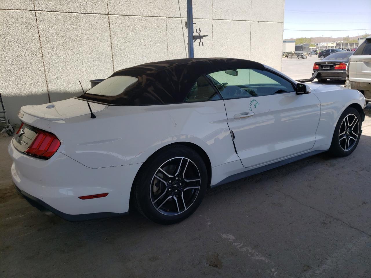 2018 FORD MUSTANG - Фото 3
