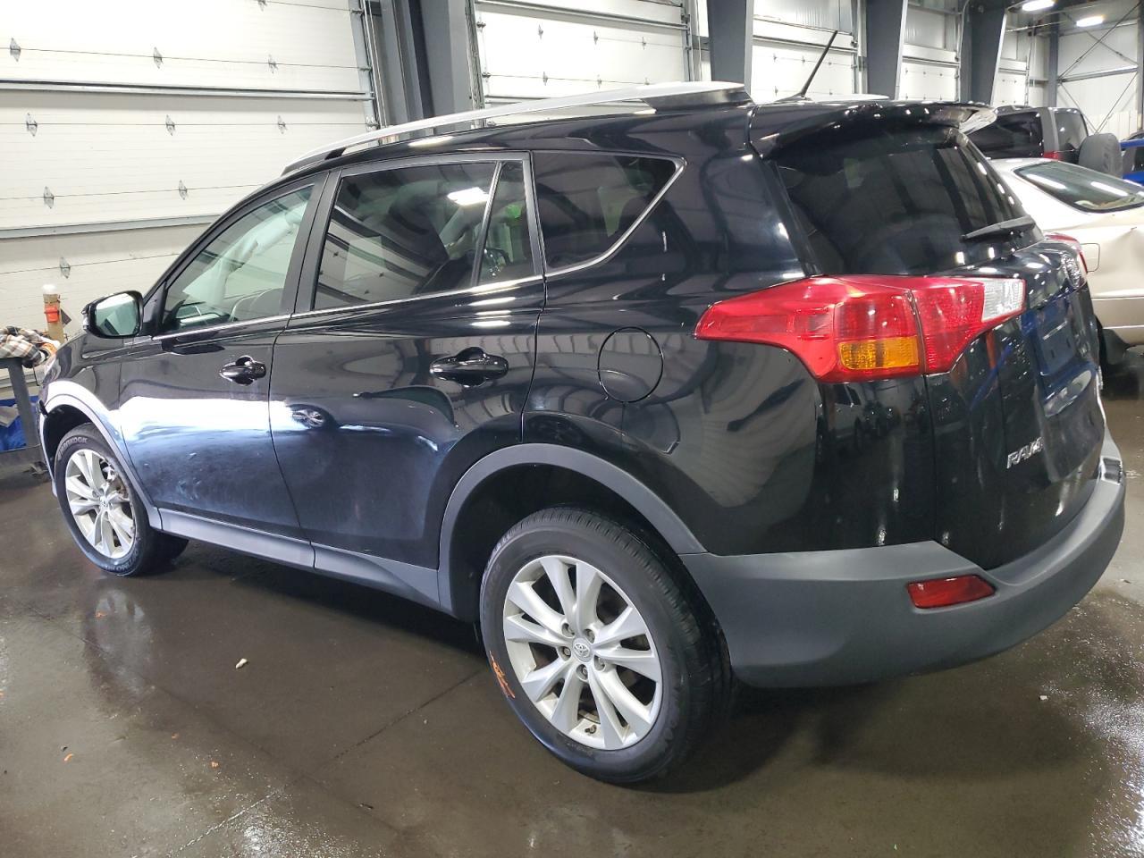 2015 TOYOTA RAV4 LIMIT - Фото 2