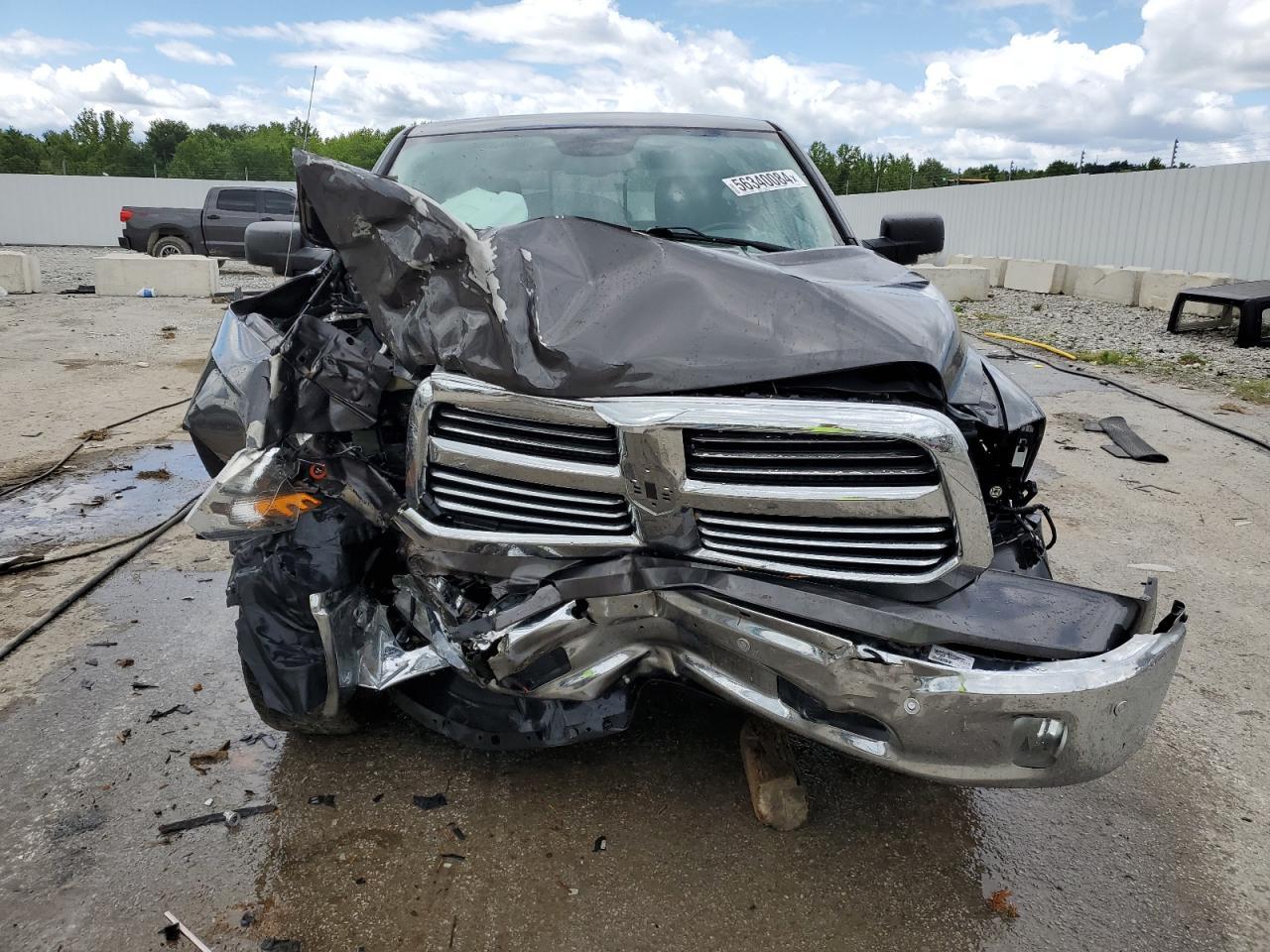 2017 RAM 1500 SLT - Image 5