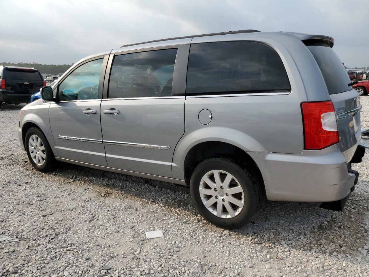 2014 CHRYSLER TOWN & COU - Фото 2