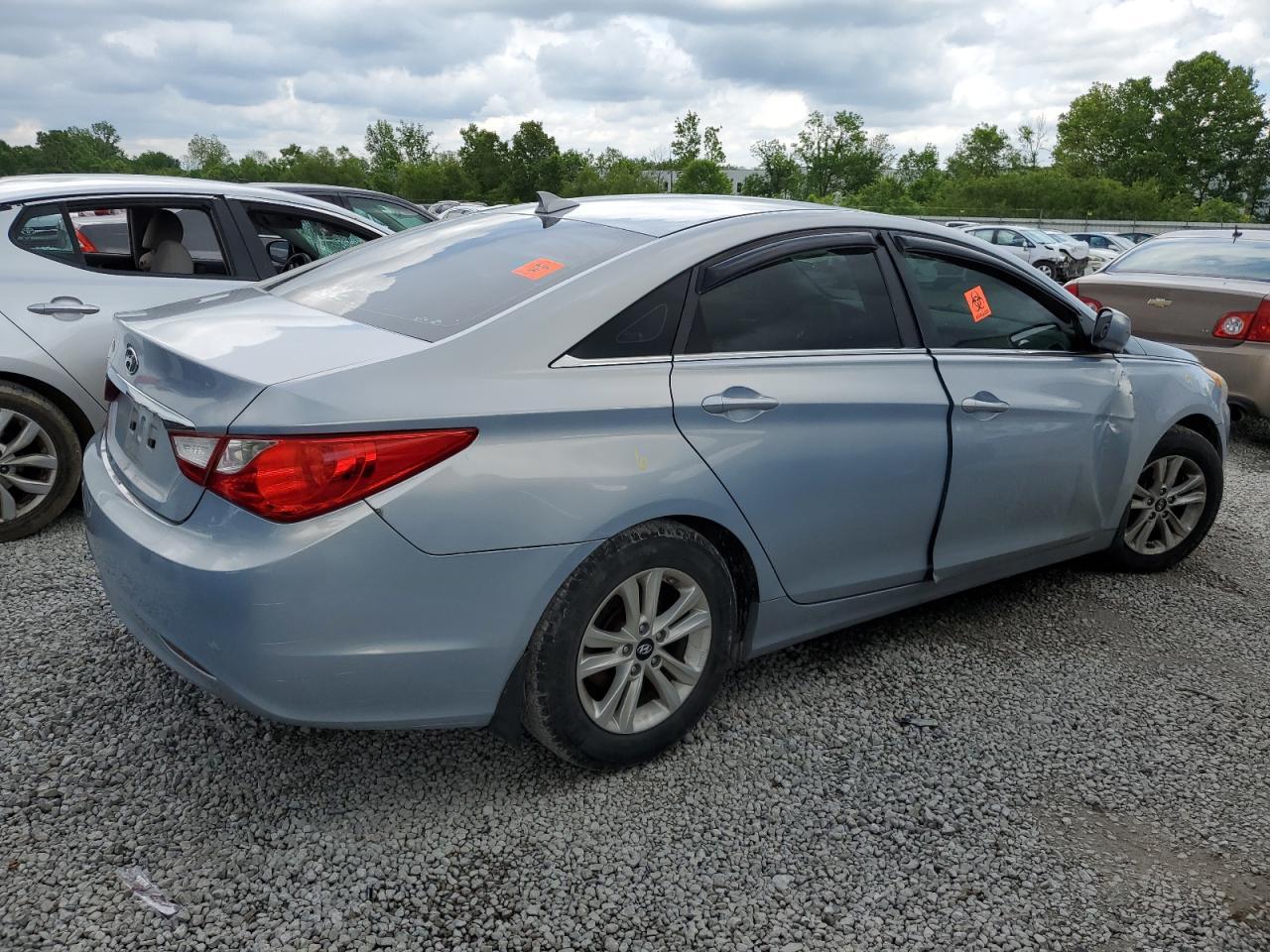 2013 HYUNDAI SONATA GLS - Image 3