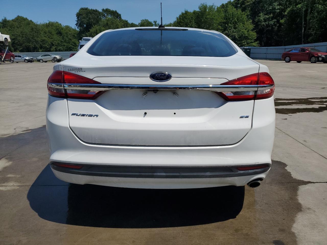 2017 FORD FUSION SE - Image 6