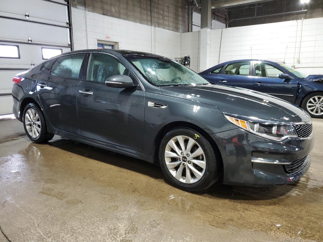2016 KIA OPTIMA EX - Image 4