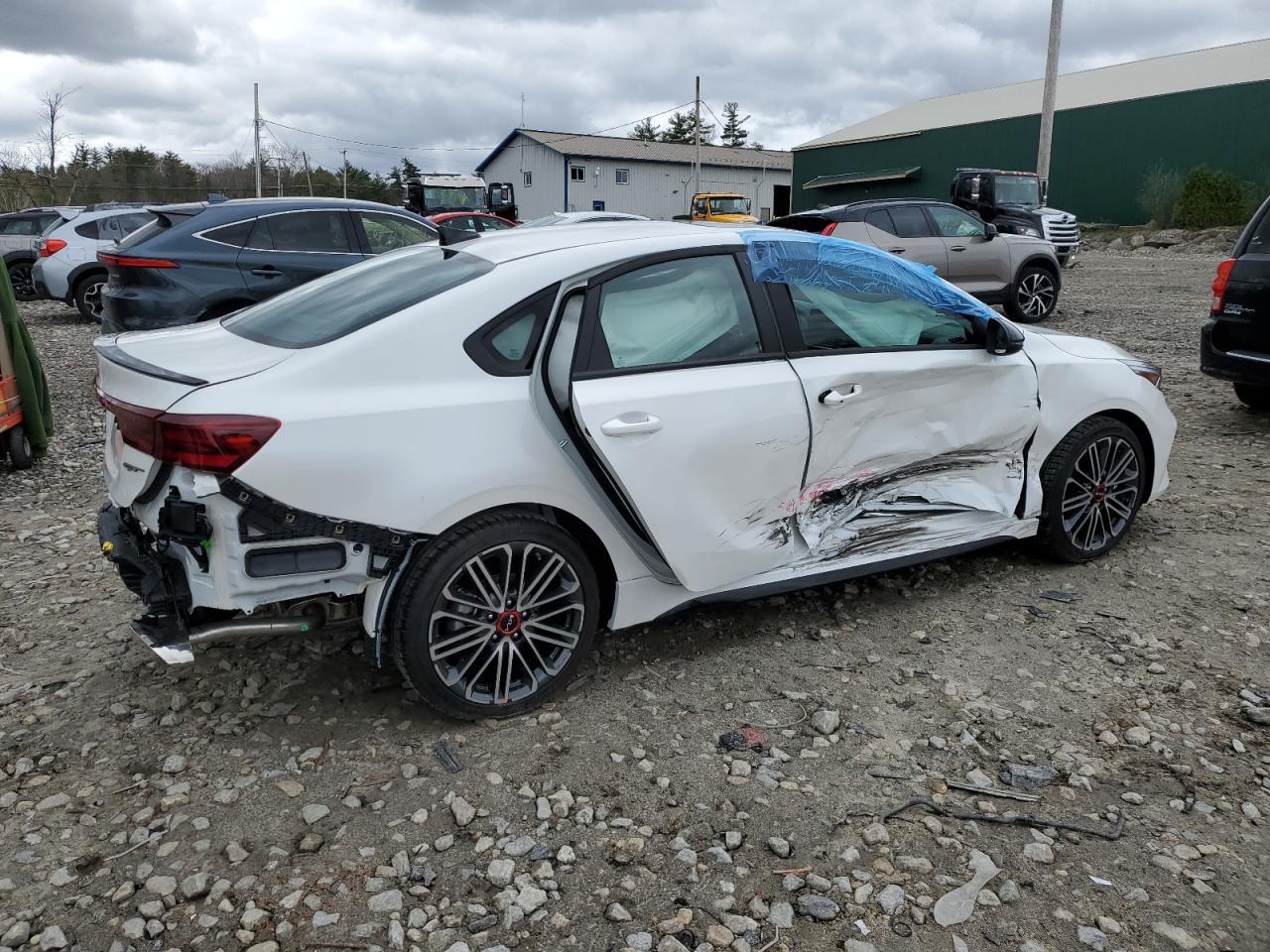 2024 KIA FORTE GT - Фото 3