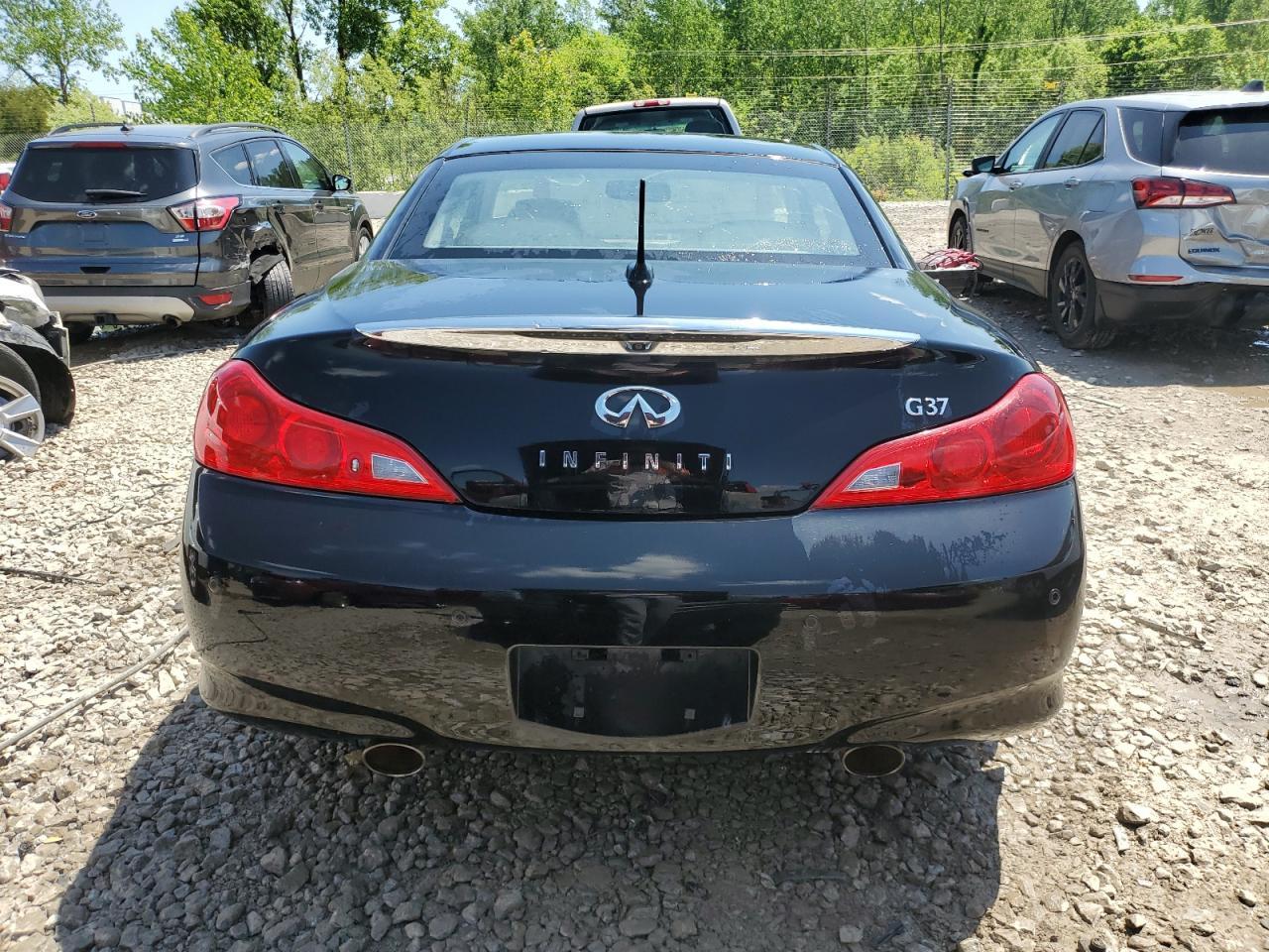 2011 INFINITI G37 BASE - Image 6