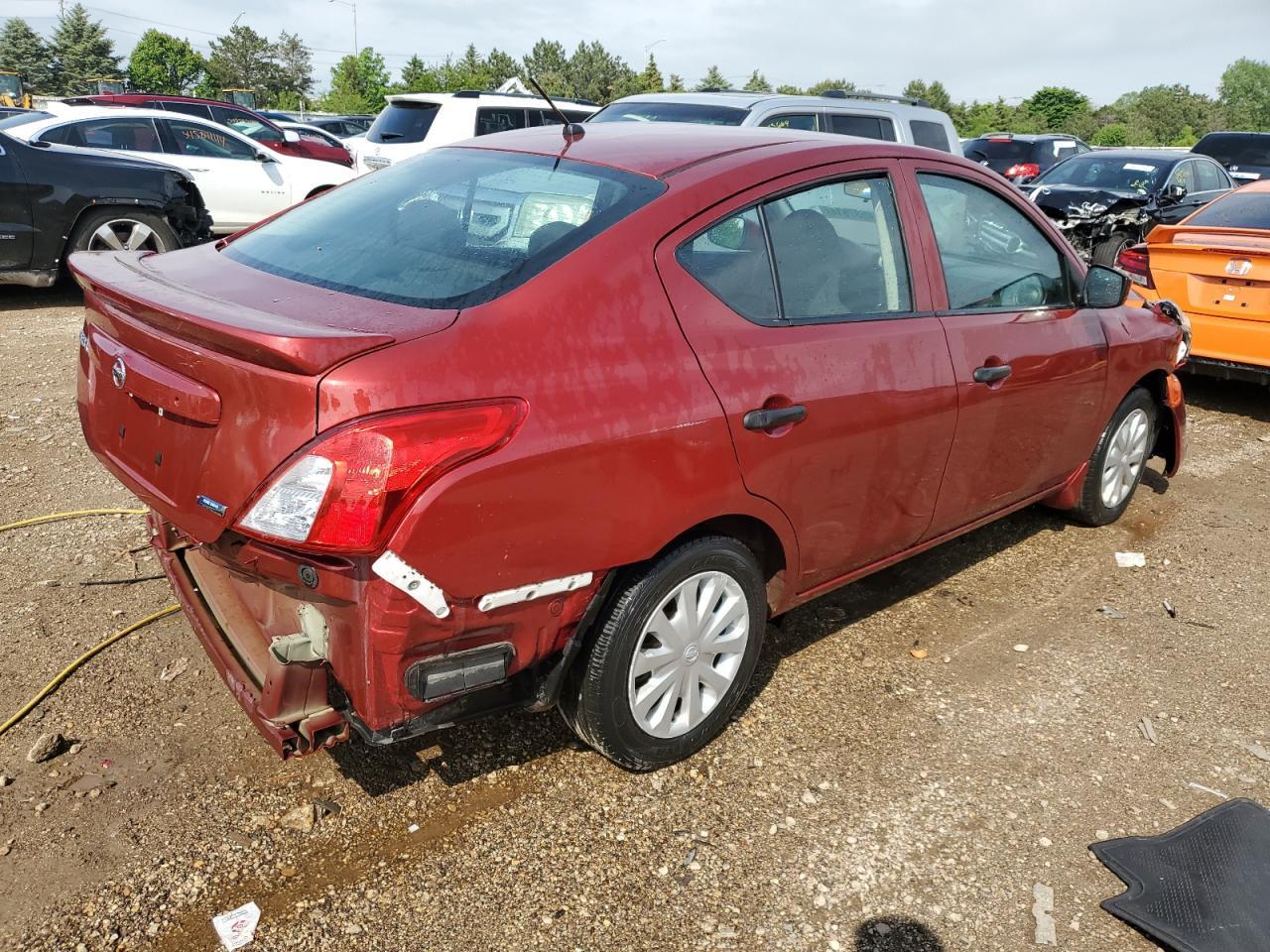 2016 NISSAN VERSA S - Фото 3