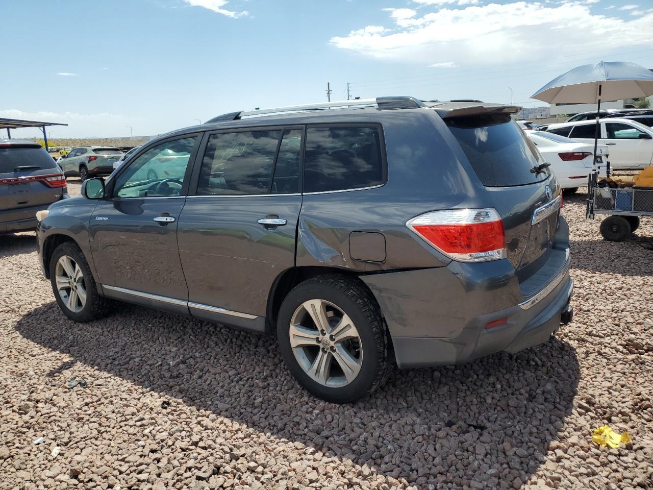 2011 TOYOTA HIGHLANDER - Фото 2
