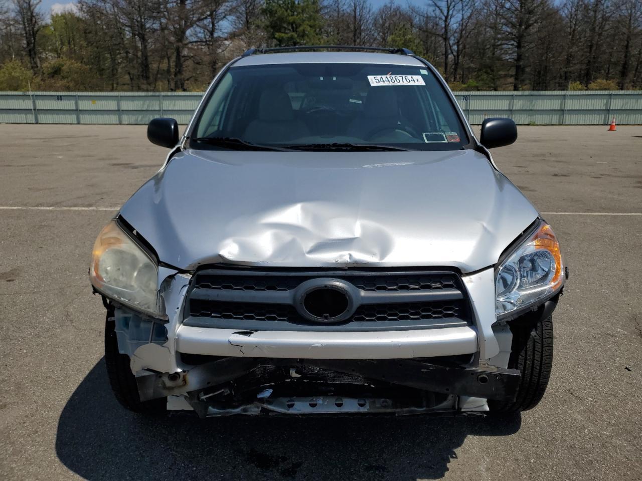 2011 TOYOTA RAV4 - Image 5