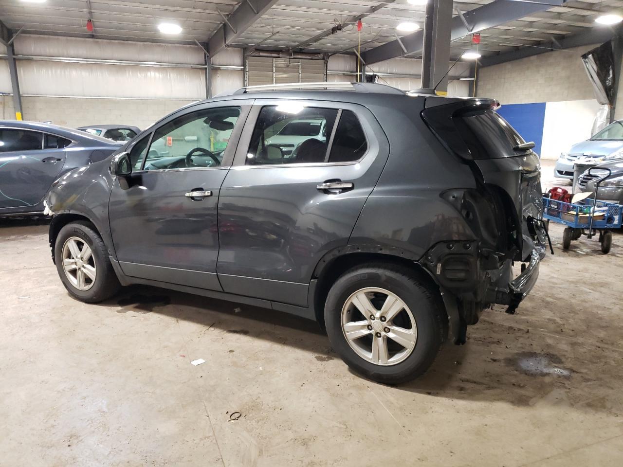 2018 CHEVROLET TRAX 1LT - Image 2