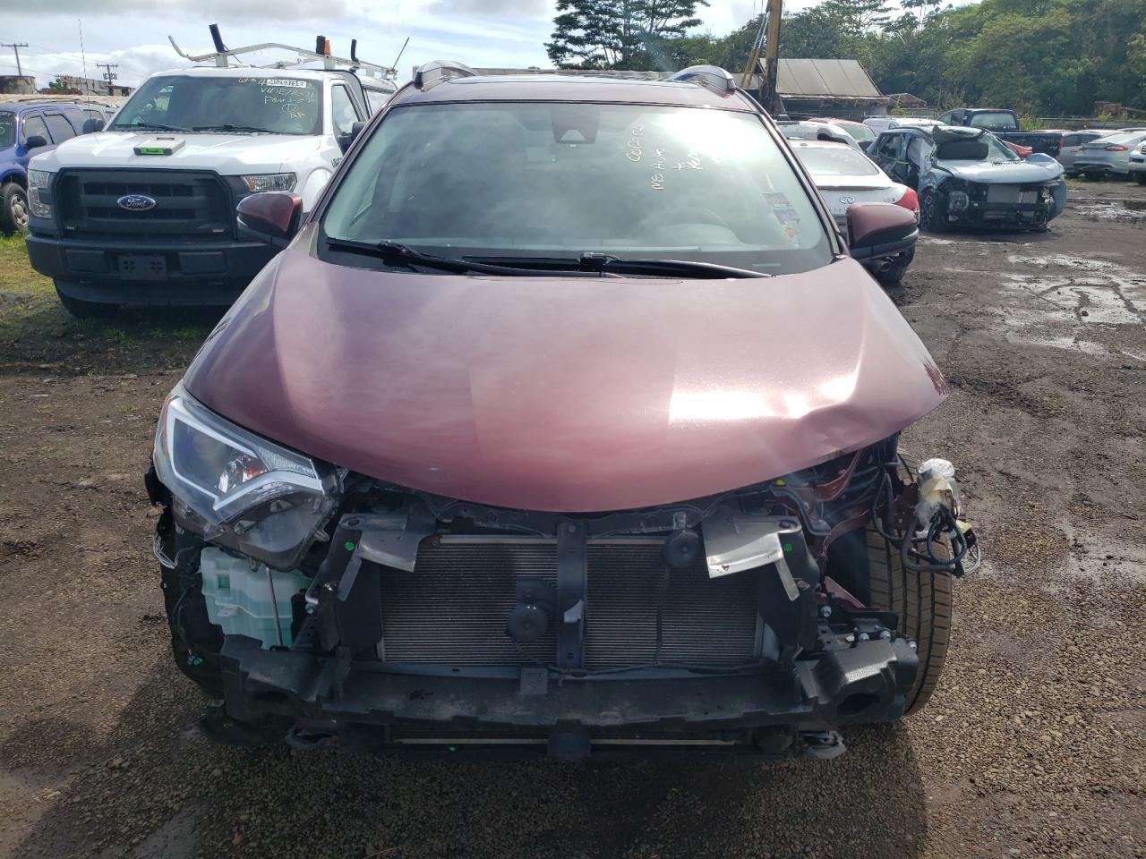 2017 TOYOTA RAV4 XLE - Фото 5