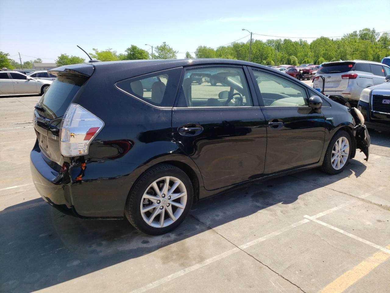 2013 TOYOTA PRIUS V - Фото 3