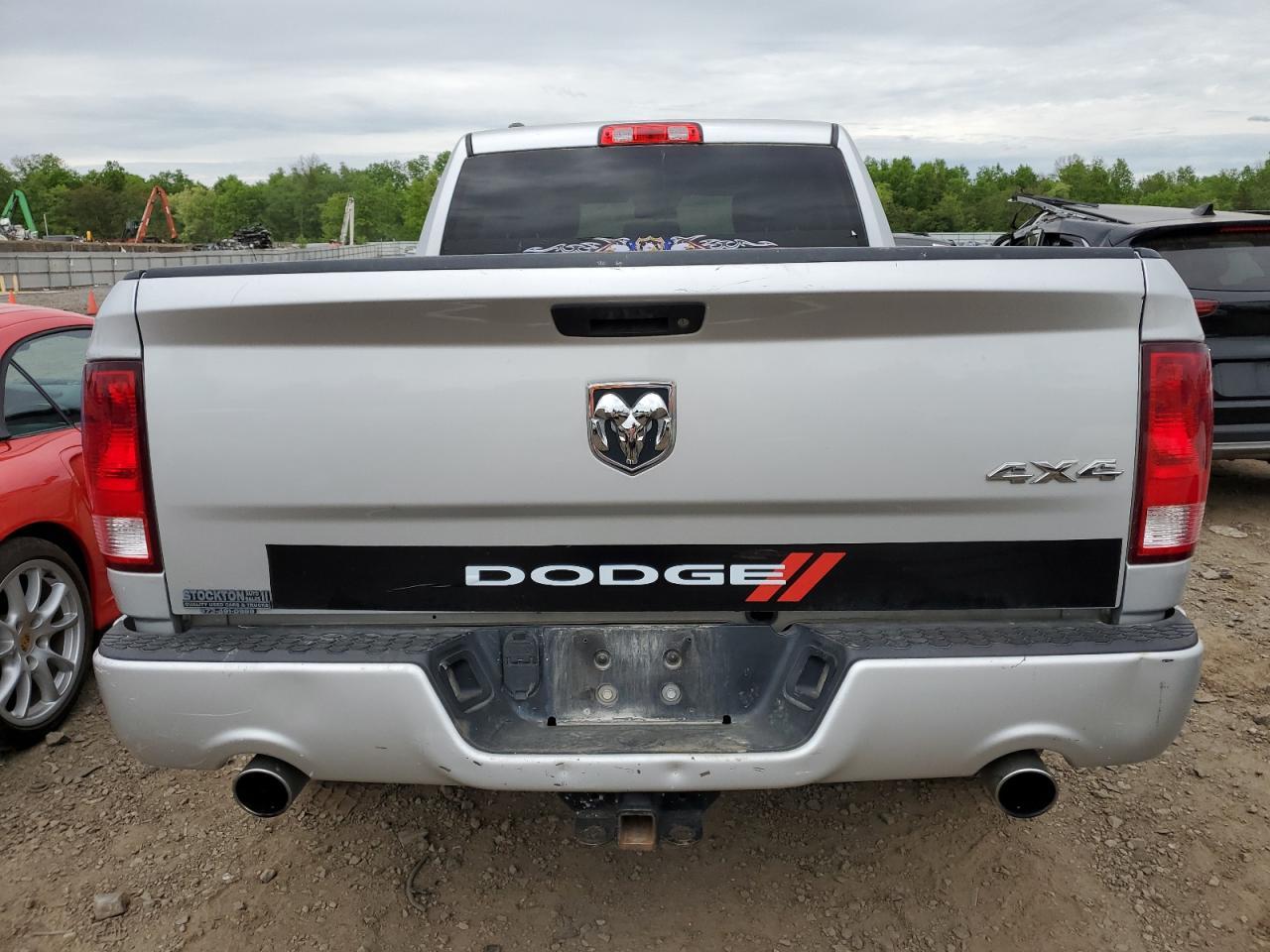 2017 RAM 1500 ST - Фото 6