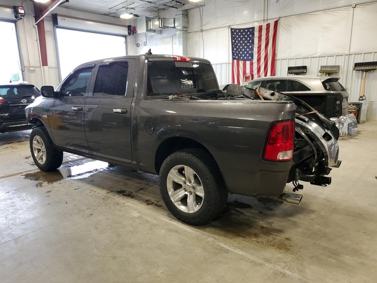 2014 RAM 1500 SLT - Image 2