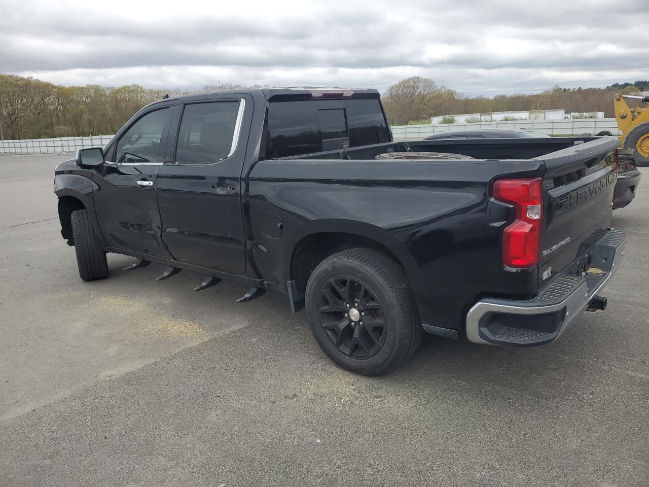 2019 CHEVROLET SILVERADO - Фото 2