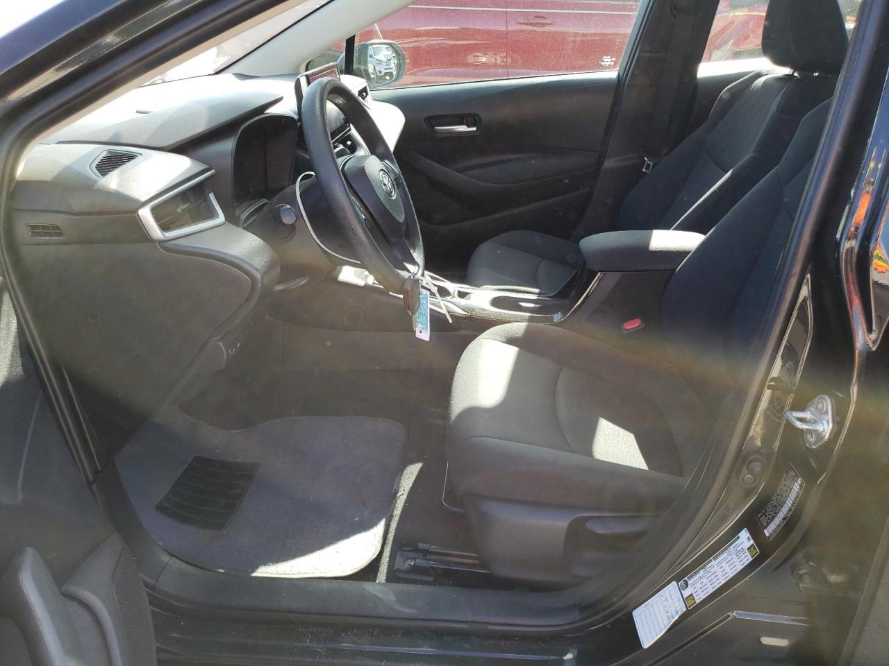 2020 TOYOTA COROLLA LE - Фото 7