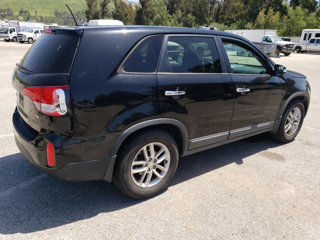 2015 KIA SORENTO LX - Фото 3