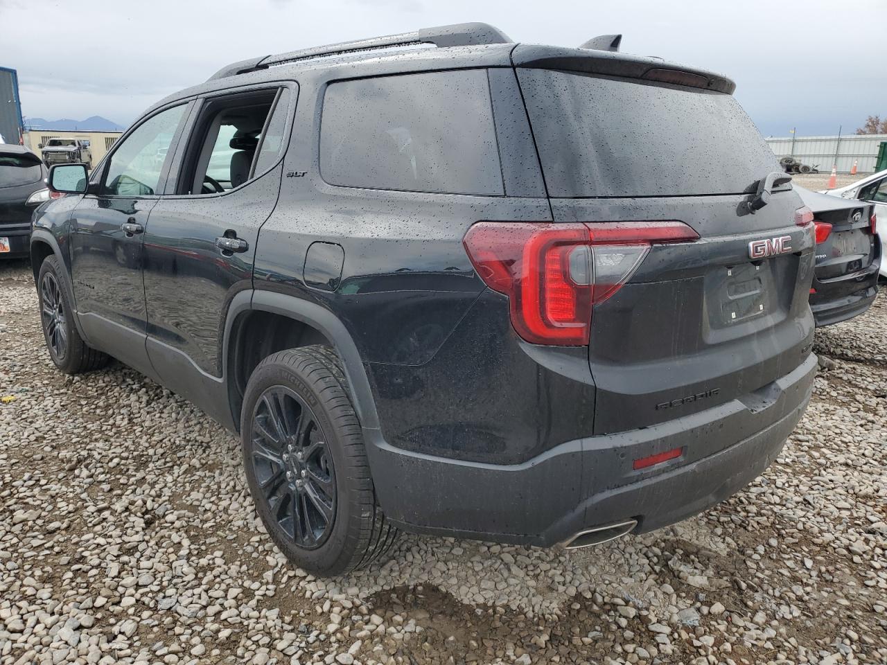 2023 GMC ACADIA SLT - Image 2