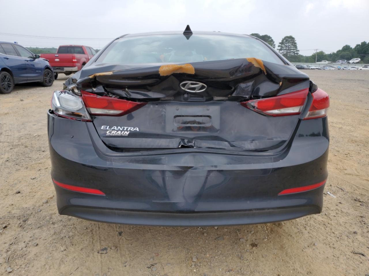 2017 HYUNDAI ELANTRA SE - Image 6