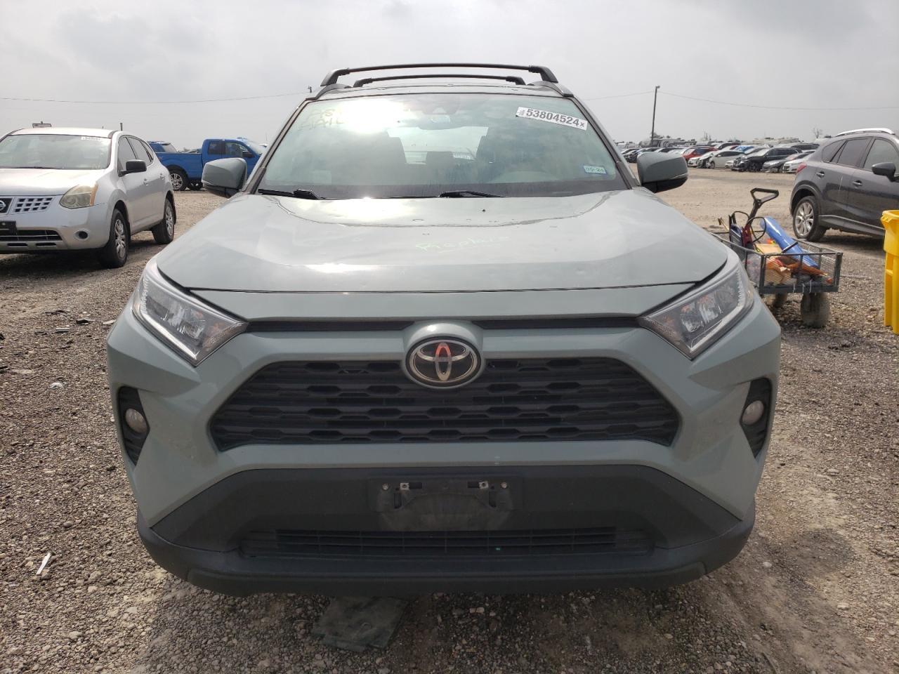2020 TOYOTA RAV4 XLE - Image 5