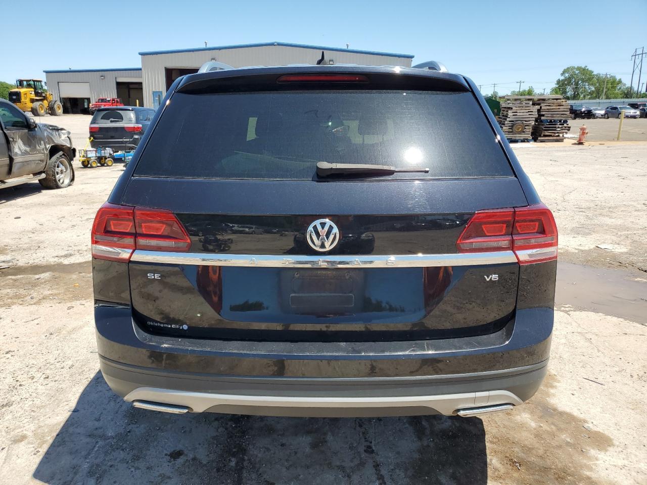 2018 VOLKSWAGEN ATLAS SE - Image 6