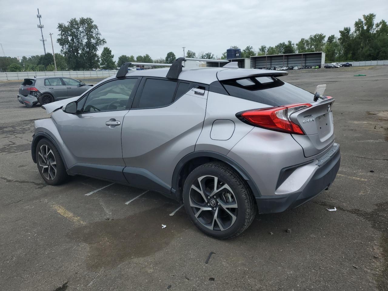 2019 TOYOTA C-HR XLE - Фото 2