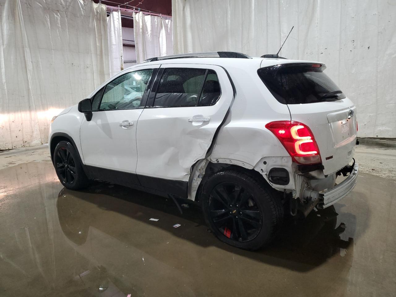 2019 CHEVROLET TRAX 1LT - Фото 2