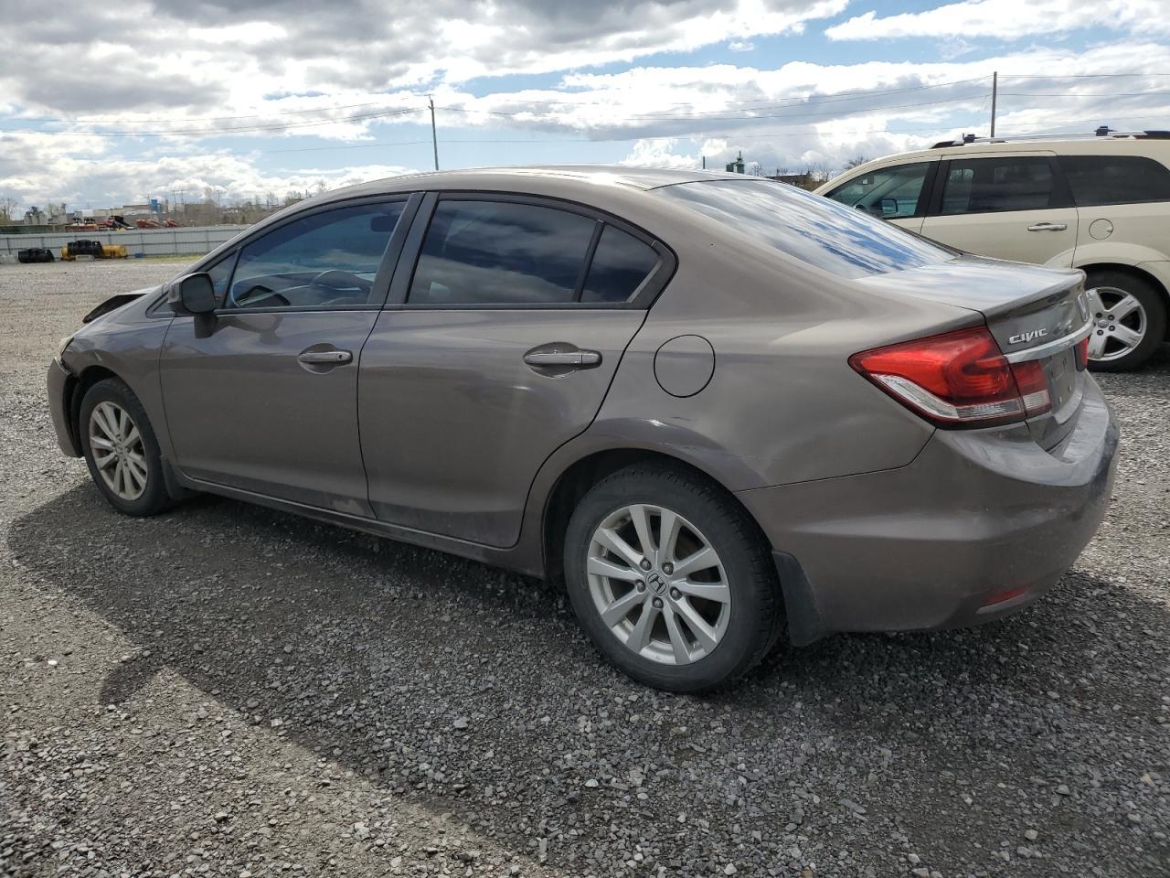 2013 HONDA CIVIC LX - Фото 2